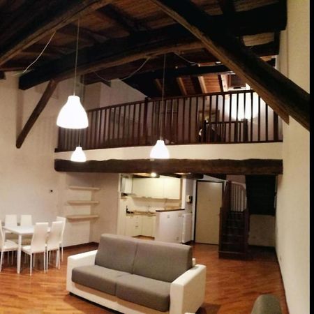 Farolfi Apartments Pepoli ボローニャ エクステリア 写真