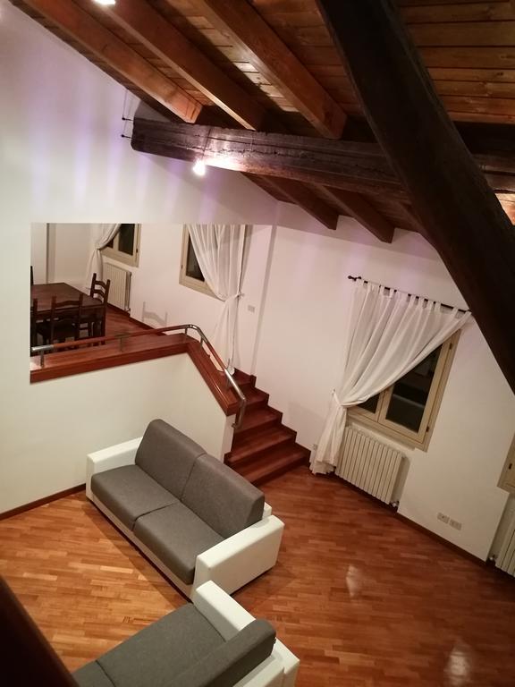 Farolfi Apartments Pepoli ボローニャ エクステリア 写真