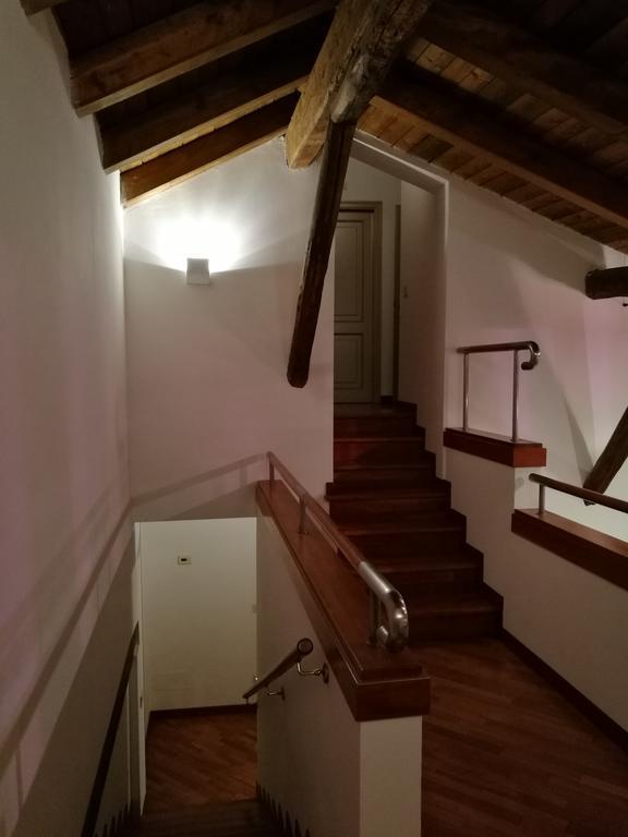 Farolfi Apartments Pepoli ボローニャ エクステリア 写真