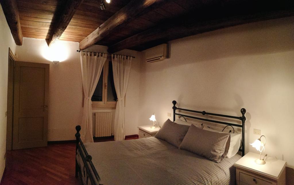 Farolfi Apartments Pepoli ボローニャ エクステリア 写真