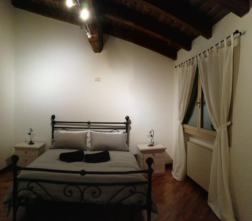 Farolfi Apartments Pepoli ボローニャ エクステリア 写真