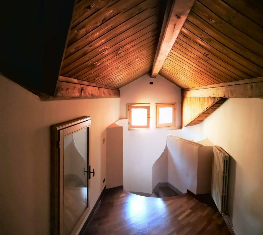 Farolfi Apartments Pepoli ボローニャ エクステリア 写真
